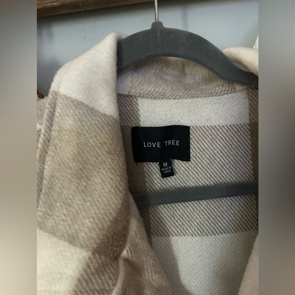Beautiful Love Tree flannel shacket. Soft! I only wore a handful of times. - Picture 5 of 7